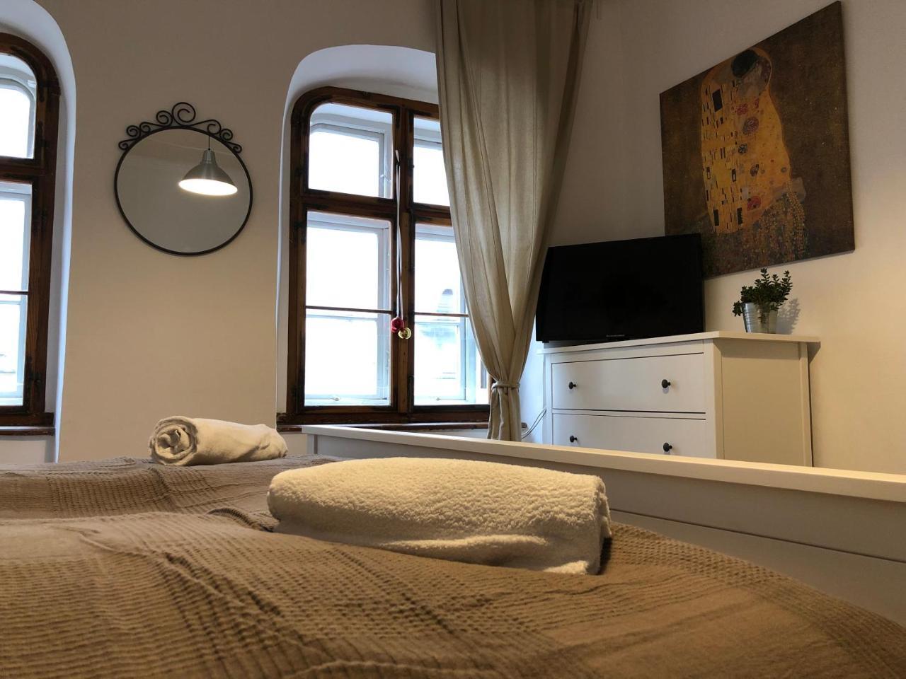 Boutique Hostel Zum Goldenen Kegel Wenen Buitenkant foto
